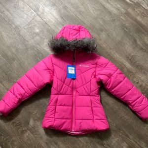 Columbia Katelyn Crest